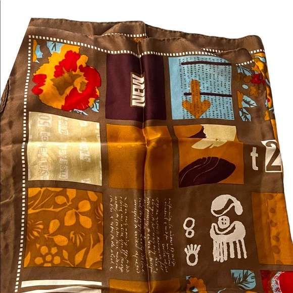 Large Silk Printed Esprit ETC scarf - Picture 4 of 4